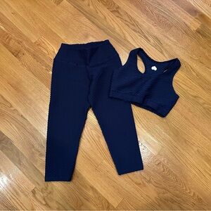Booty by Brabants Croco Skin Navy Blue Leggings and Top/Bra Set EUC